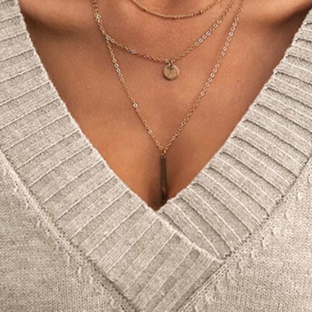 Elle | Elegant V-Neck Sweater